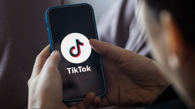 Китай розглядає можливість продажу американського підрозділу TikTok Ілону Маску