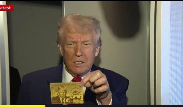 Дональд Трамп заробить мільйони доларів на криптовалютних заходах у травні 2025
